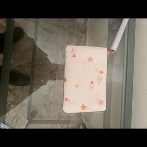 Corner Zip Wristlitt With Shooting Star